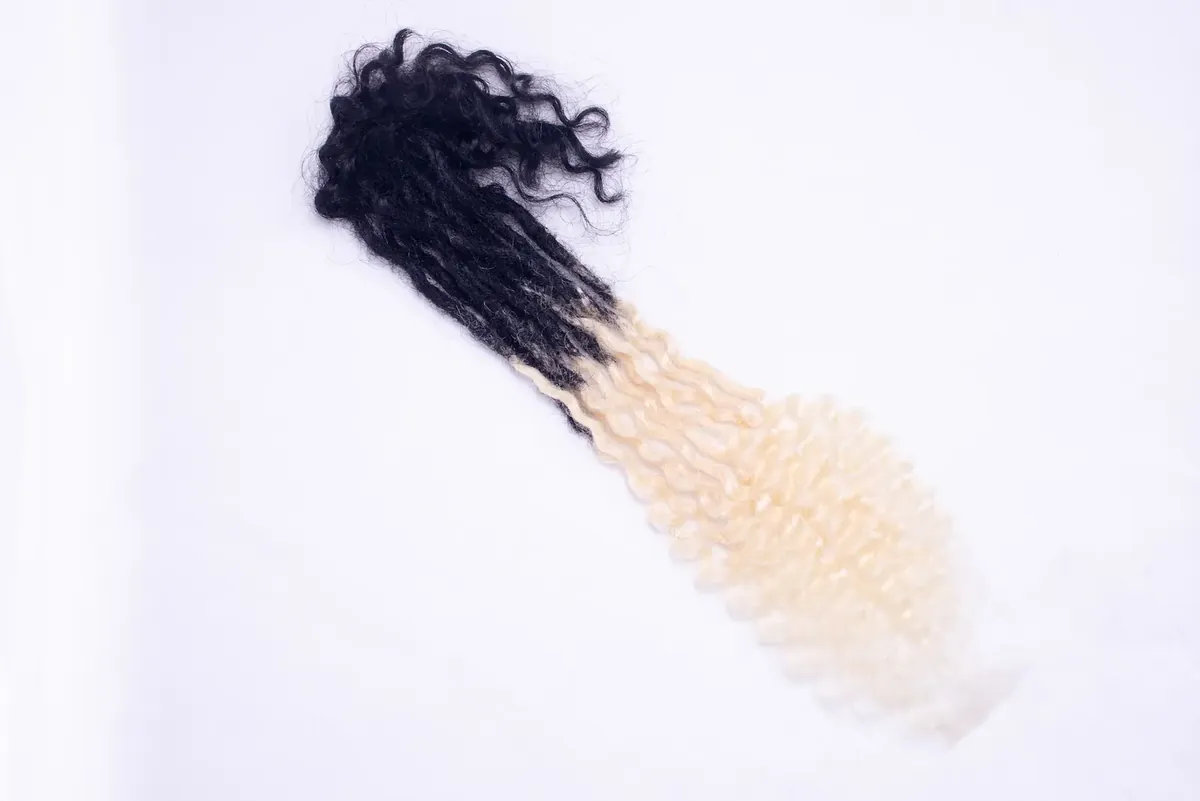 Curlé Tips, view 4